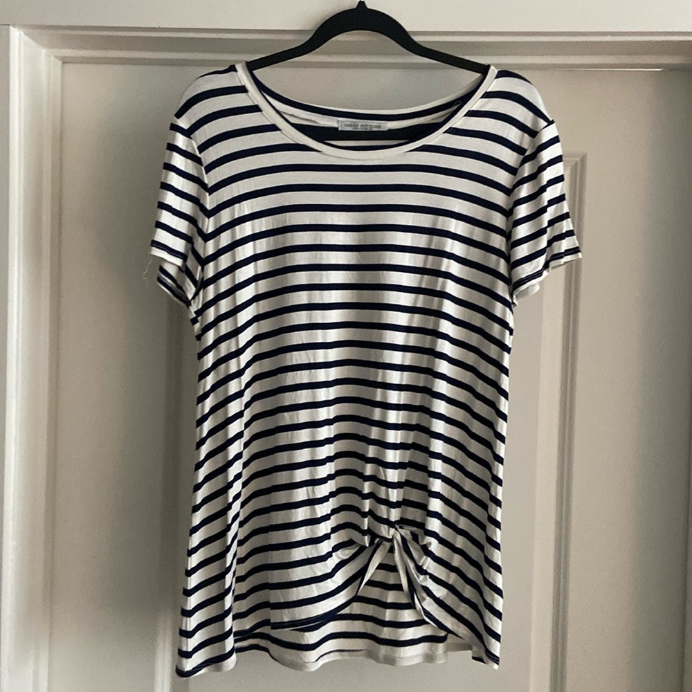 Striped front knot tee